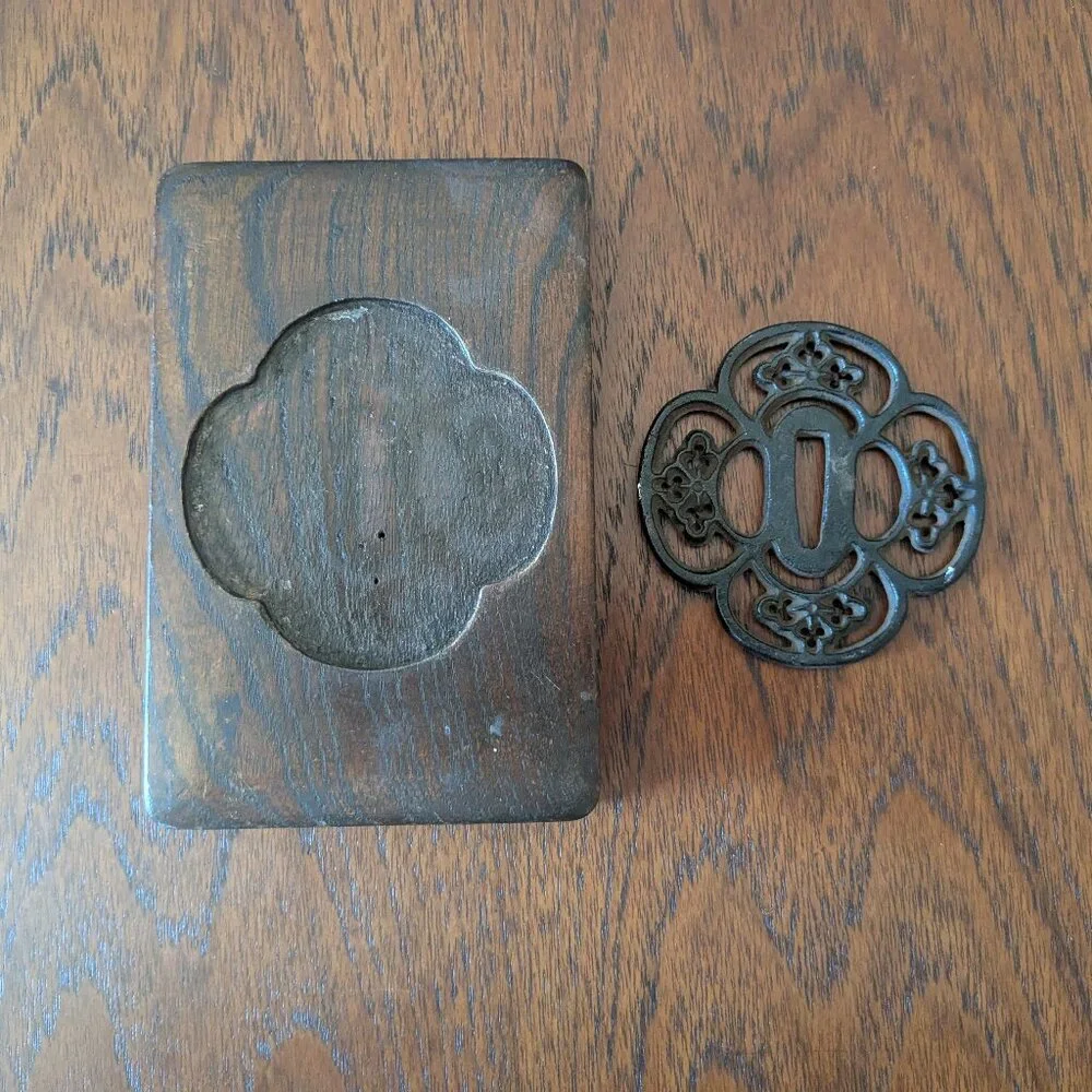 Japanese Katana Tsuba Iron Sword Guard Display Stand Box 4x6